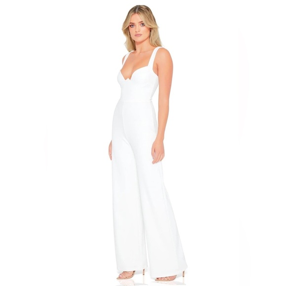 NOOKIE ROMANCE JUMPSUIT - WHITE in SZ S
$309.95 $190 - Picture 1 of 14